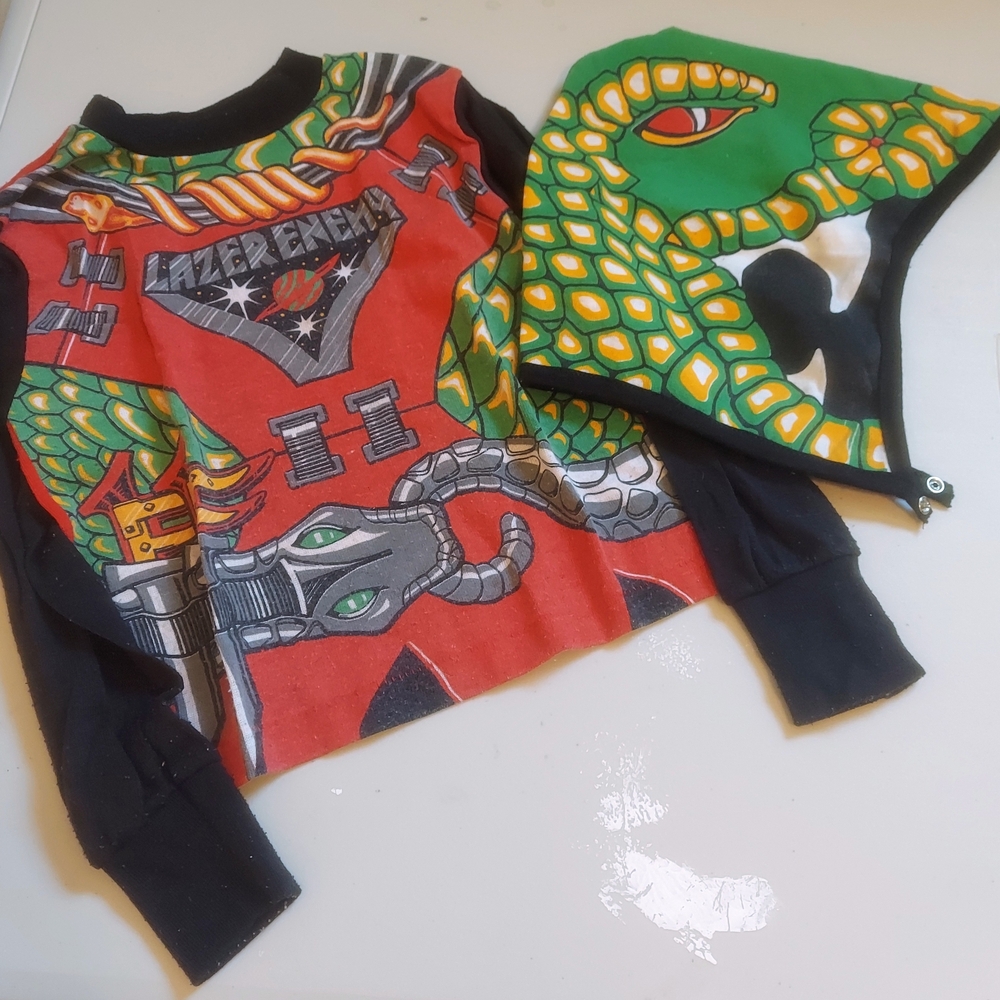 Kids Vintage 80s Shirt and Hood Costume Set